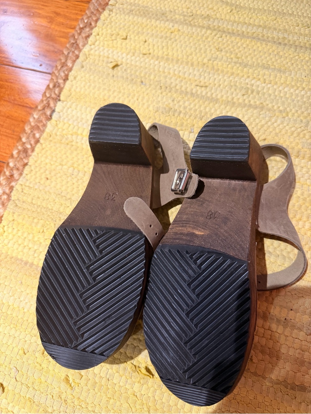 LOTTAS gray Suede Mary Jane Slingback Clogs - Picture 4 of 4